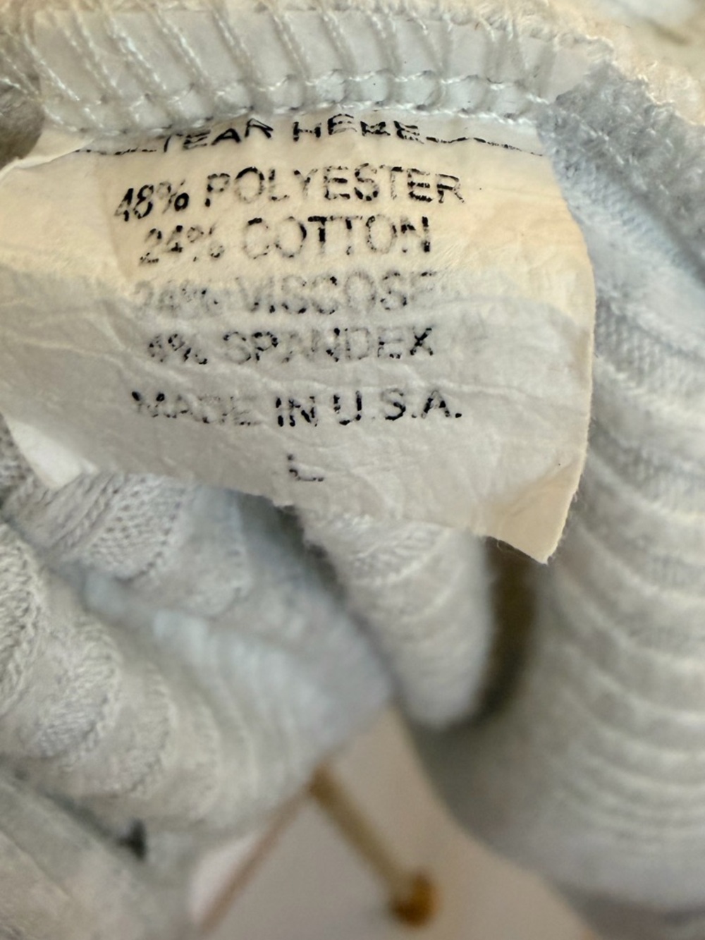 Joah Brown OVERSIZED PULLOVER WITH A PLUNGING COLLARED NECKLINE - Picture 10 of 10